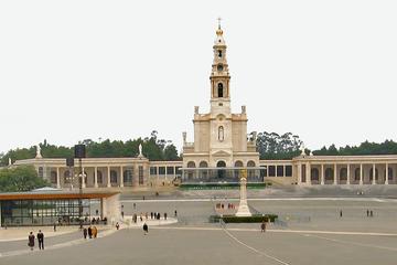 Private 6 hour tour of Fatima from Porto