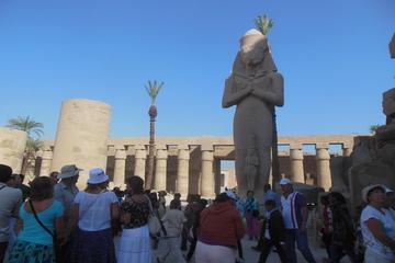 Private Guided Tour to East Bank Including Karnak and Luxor Temples