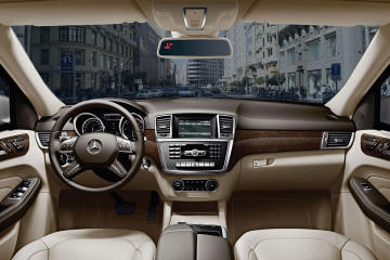 Private Departure Transfer from Central Barcelona to El Prat Airport