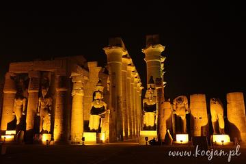 Cairo to Luxor Tour by Air Karank and Luxor and Hapo and Hatshepsut Temples and Valley of the Kings and Valley of the Queens
