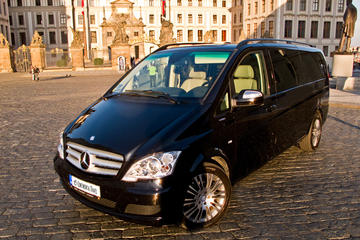 Private Transfer from Munich to Prague in a Luxury Car