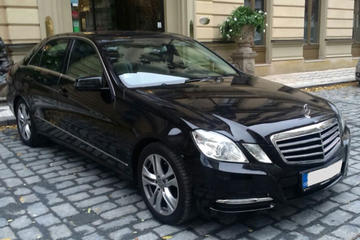 Private Transfer to Prague from Budapest