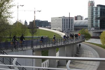 Fietstour door Berlijn in de winter met Nederlandssprekende gids