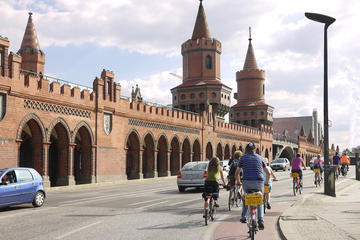 Small-Group Bike Tour of Alternative Berlin