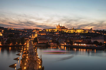 Prague Castle and Castle District Tour Including One-Way Transfer