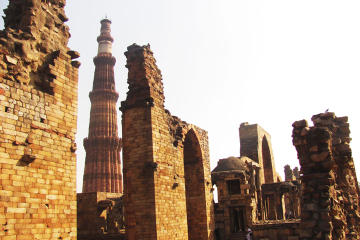 UNESCO Heritage Site: Qutub Minar and Mehrauli