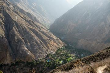 2-Day Group Tour to Colca Canyon from Arequipa to Puno