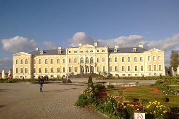 Private Tour to Rundale Palace from Riga with Private Transport