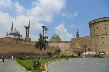 Private Day-Tour to Egyptian Museum, Citadel of Sala Din and Old Cairo