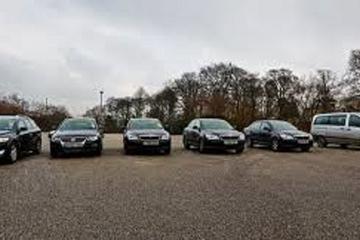 Private Arrival Transfer: Rotterdam Airport to Rotterdam Hotel With Meet And Greet Service