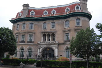 Walking Tour On Embassy Row in Washington DC