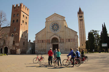 Bike Tour: 3-Hour Browsing around Verona