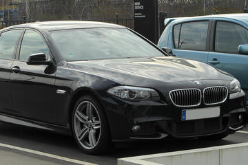 Private Transfer from Riga Airport to Riga City Center