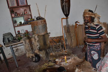 ZULU ORACLE & HERBALIST EXPERIENCE