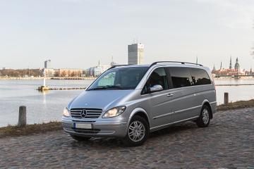 Private Minivan Transfer from Riga Airport to Riga City Center
