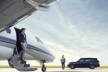 Luxury Range Rover Arrival Transfer: Heathrow Airport to Central London