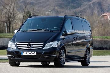 Private Chauffeured Minivan at Your Disposal in London