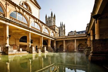 Private Chauffeured Minivan Tour to Bath from London