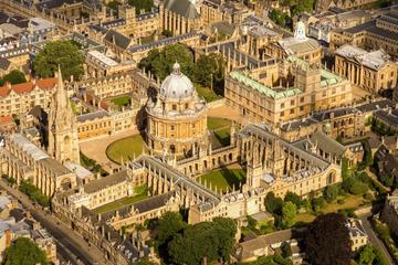 Private Chauffeured Range Rover Tour to Oxford from London