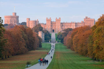 Private Chauffeured Range Rover Tour to Windsor from London