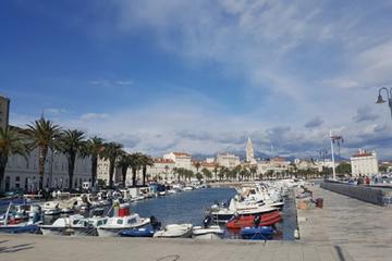 Split Off Beaten Path Walking Tour