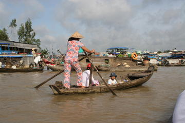 4-Day Mekong Delta Bike Tour from Ho Chi Minh City