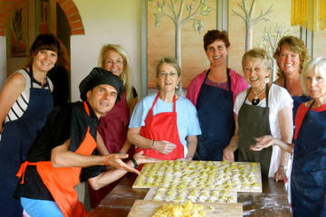 6-Day Magical Tuscany Cooking and Excursion Holiday