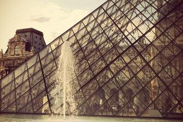 Louvre Museum Small-Group Tour