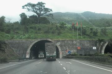 Da Nang City to Phong Nha Cave by private car in one day