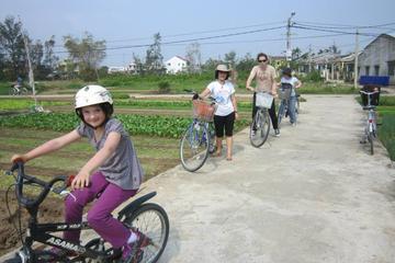 Half-Day Da Nang Street Food Bike Tour