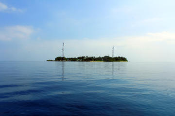 Half-Day Tour to Villimale From Malé