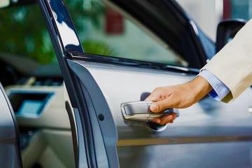 Private Catania Airport Transfer: Catania to Taormina or Giardini Naxos