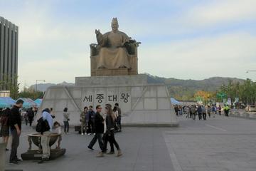 Seoul Royal Palace Tour in Deoksugung Palace and  National Museum of Art