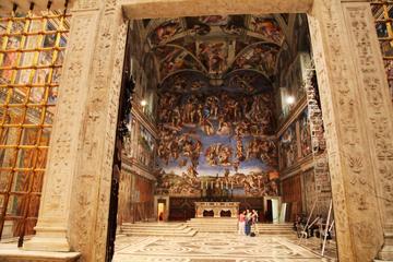 After-Hours Vatican Tour Including Vatican Museums and Sistine Chapel