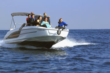 Private Tour: Costa Brava from the sea, with snorkel and water toys