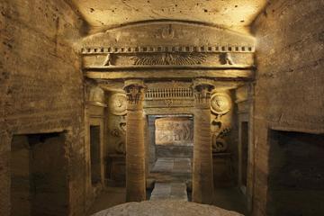 Discover Alexandria: Day Tour from Cairo to Catacombs of Kom El Shoqafa Pompeys Pillar National Museum and Montaza Gardens with Lunch