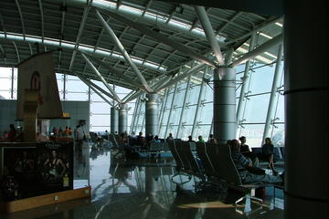 Easy Transfer: Cairo Airport Arrival Comfort Transfer