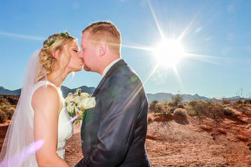 Destination Wedding: Valley of Fire Ceremony