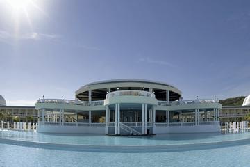Jamaica Shore Excursion: Grand Palladium All Inclusive Resort Day Pass