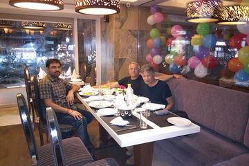 Private Evening dinner and night life of Taj city with Transfer