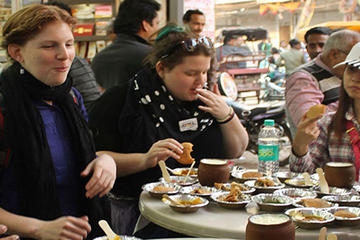 Private Evening Street Food Tour in Varanasi