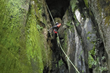 Cañón del Tesoro Canyoning Adventure