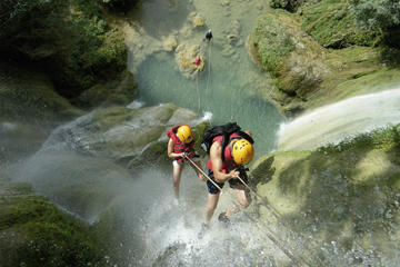 Day Tour: Canyoning at Mil Cascadas from Cuernavaca
