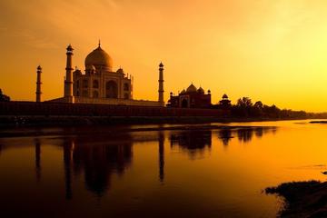 Full Day Taj Mahal & Agra Tour from Delhi by Superfast Train