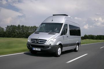 Private Amsterdam Airport Arrival Transfer to Eindhoven by Luxury Van