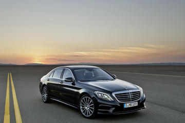 Private Arrival Transfer: Stansted Airport to Central London in a Luxury Car