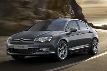Private Departure Transfer: Departure Hotel to Minsk International Airport