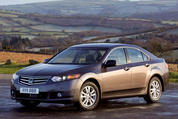 Private Transfer: Airport to Kaunas Arrival Hotel Transfer