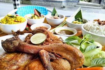 Hotel transfer to airport  with Krispy Duck rijstafel lunch or dinner