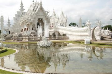 Half-Day Temples and City Private Tour of Chiang Rai